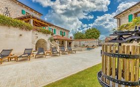 Villa Kata In Selina